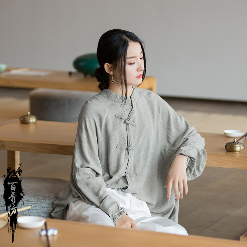 Slim Breathable Women's Shirt 39